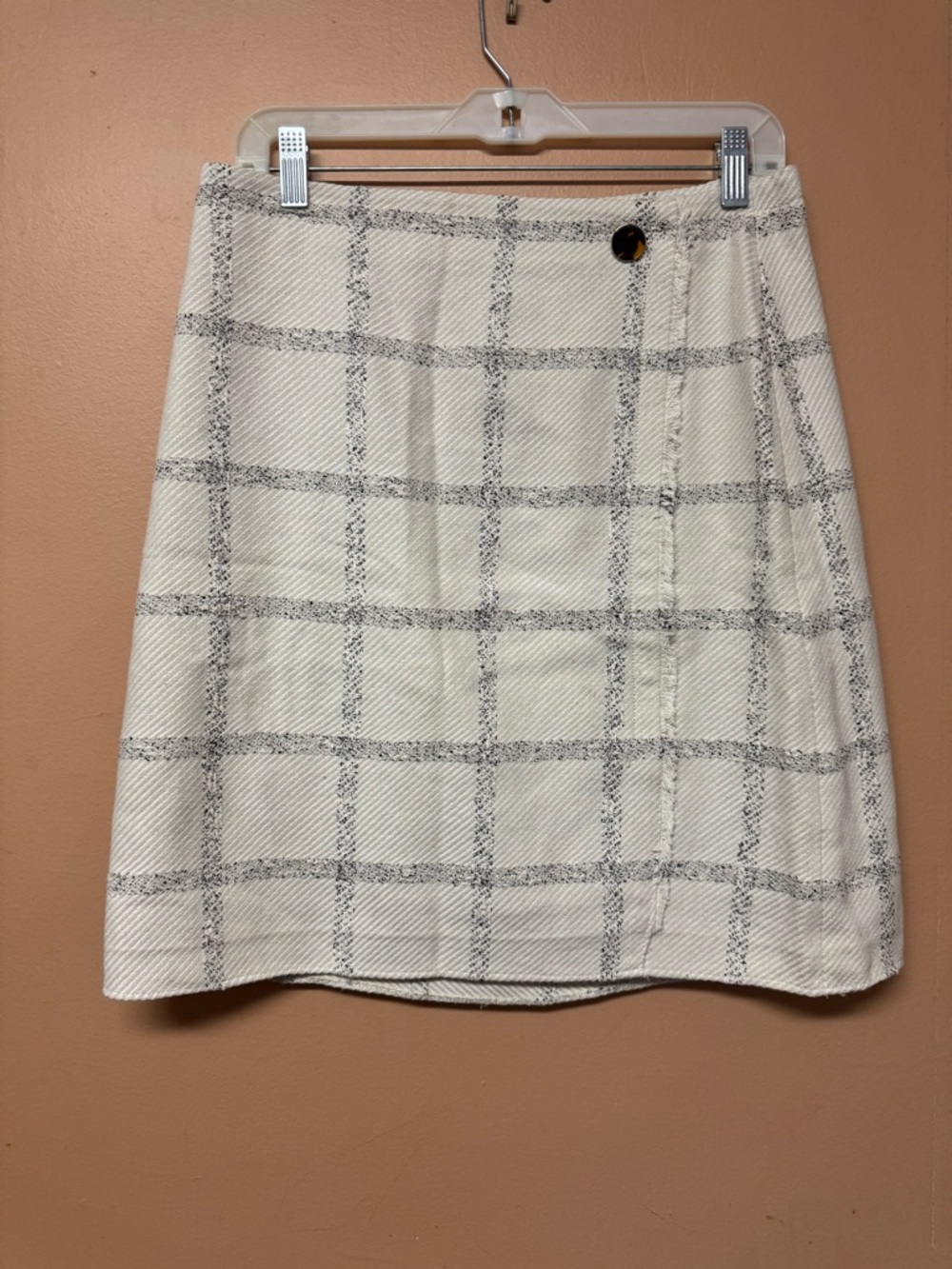 Ann Taylor Cotton Mini Wrap Style Skirt 6 Windowpane Plaid Flannel Preppy White